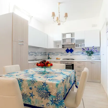 Wepuglia - Ninfe Del Mare Apts *