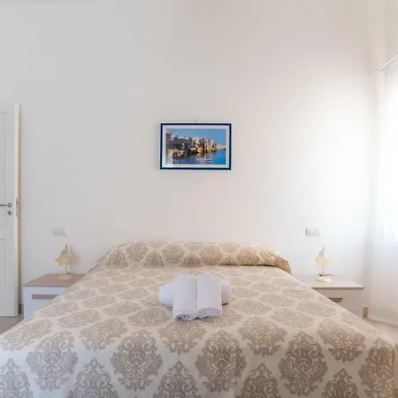 Wepuglia - Ninfe Del Mare Apts דירה *